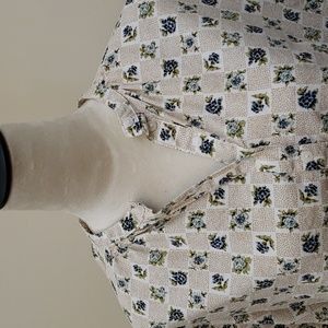 Women's Universal Threads Floral Check Pullover V Neck Blouse w/6 Buttons, Large